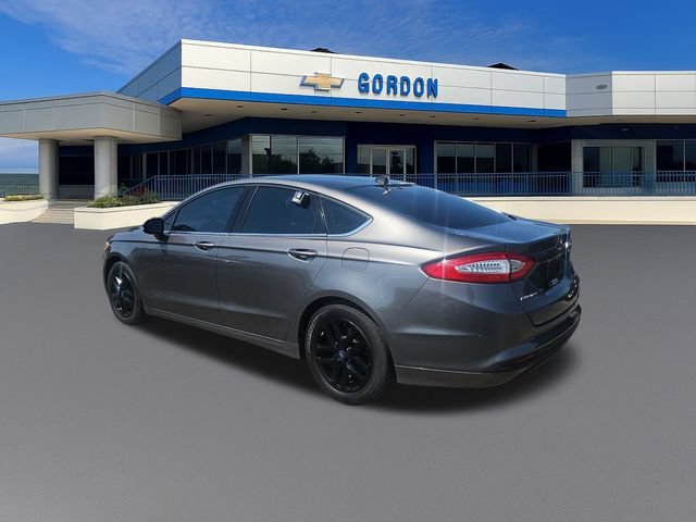 Used 2014 Gray Ford SE image 3