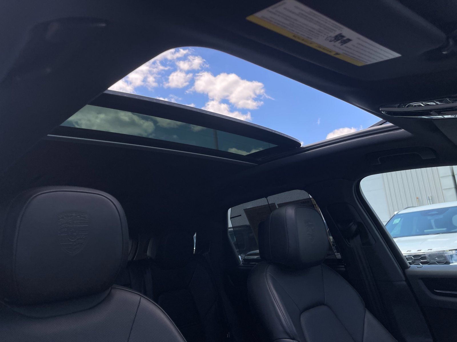 Used 2023  Porsche Base image 19