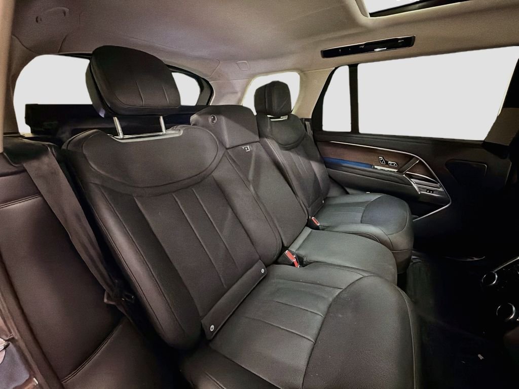 Used 2023 Carpathian Grey Premium Metallic Land Rover Autobiography image 29