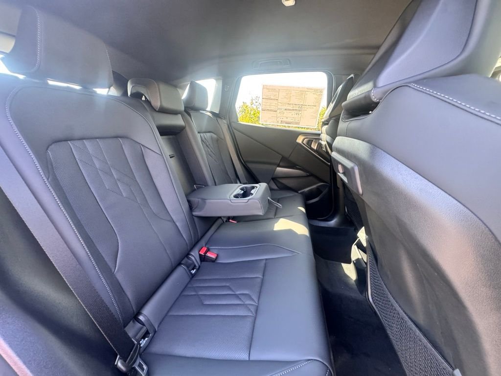2026 BMW X3 30 - Photo 24