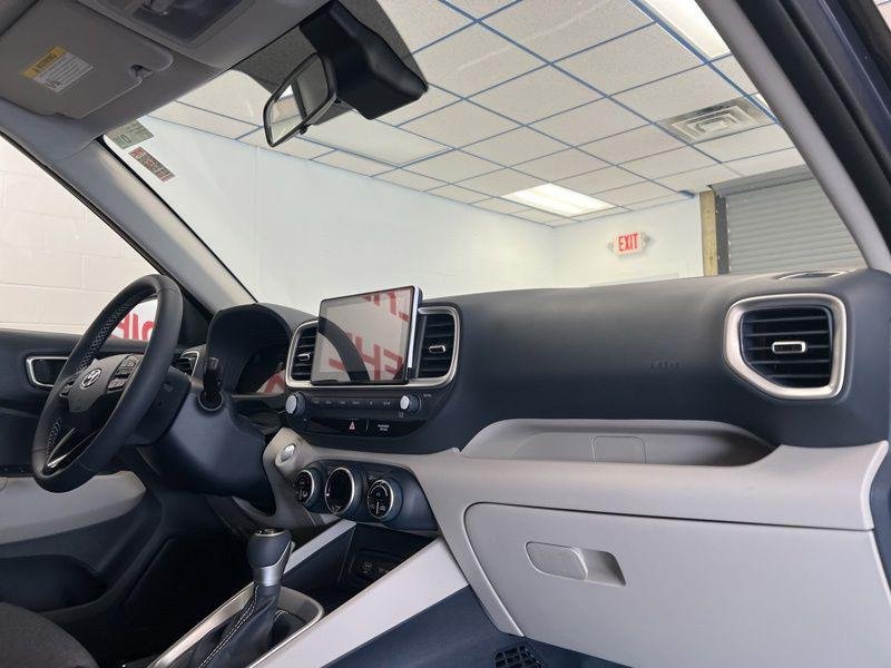 New 2026 White Hyundai SEL w/Two-Tone Roof image 12