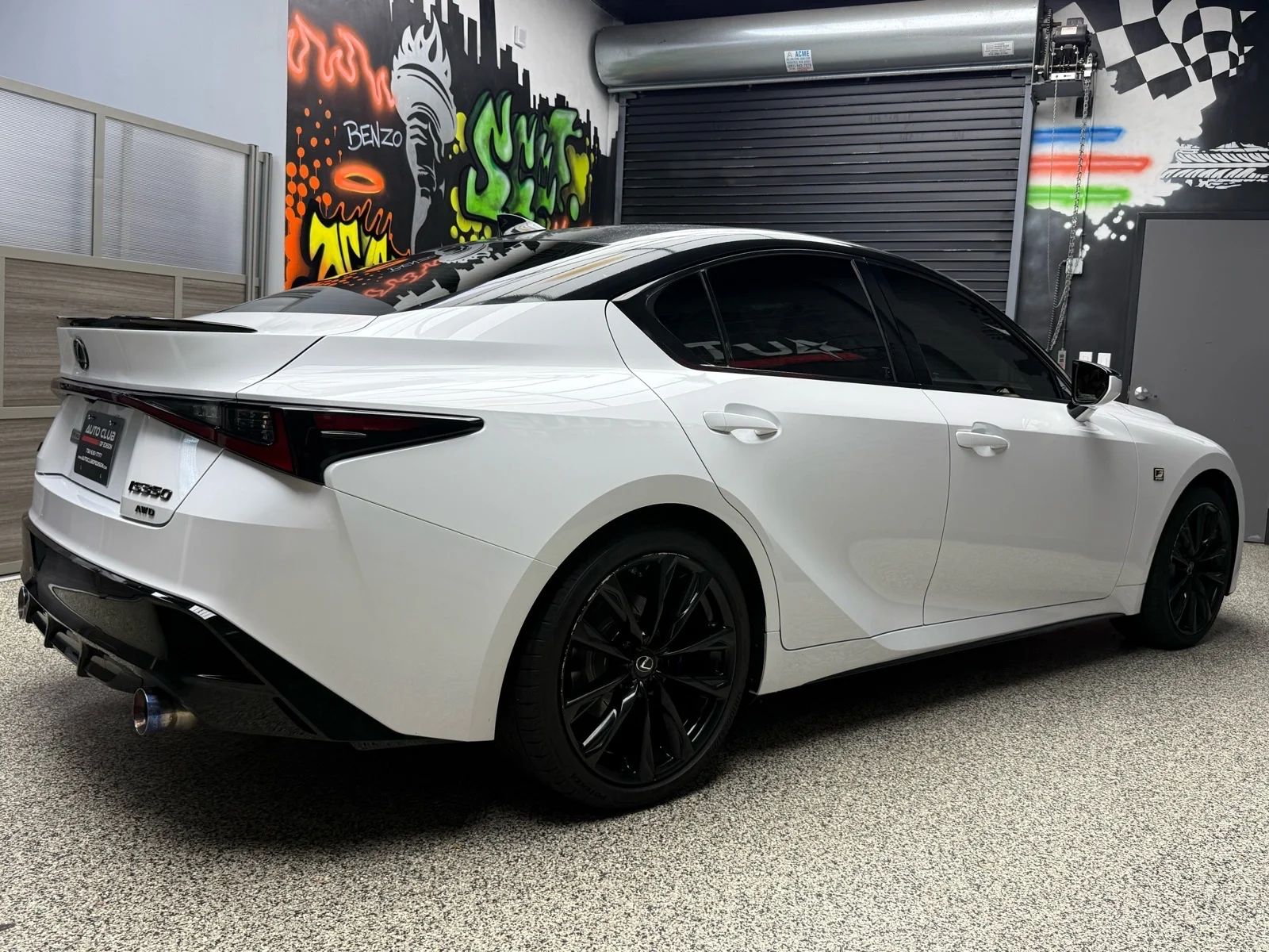 Used 2021 Ultra White (083) Lexus F SPORT image 6