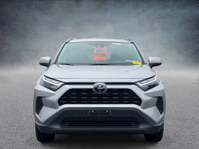 Used 2025 Silver Toyota XLE image 6