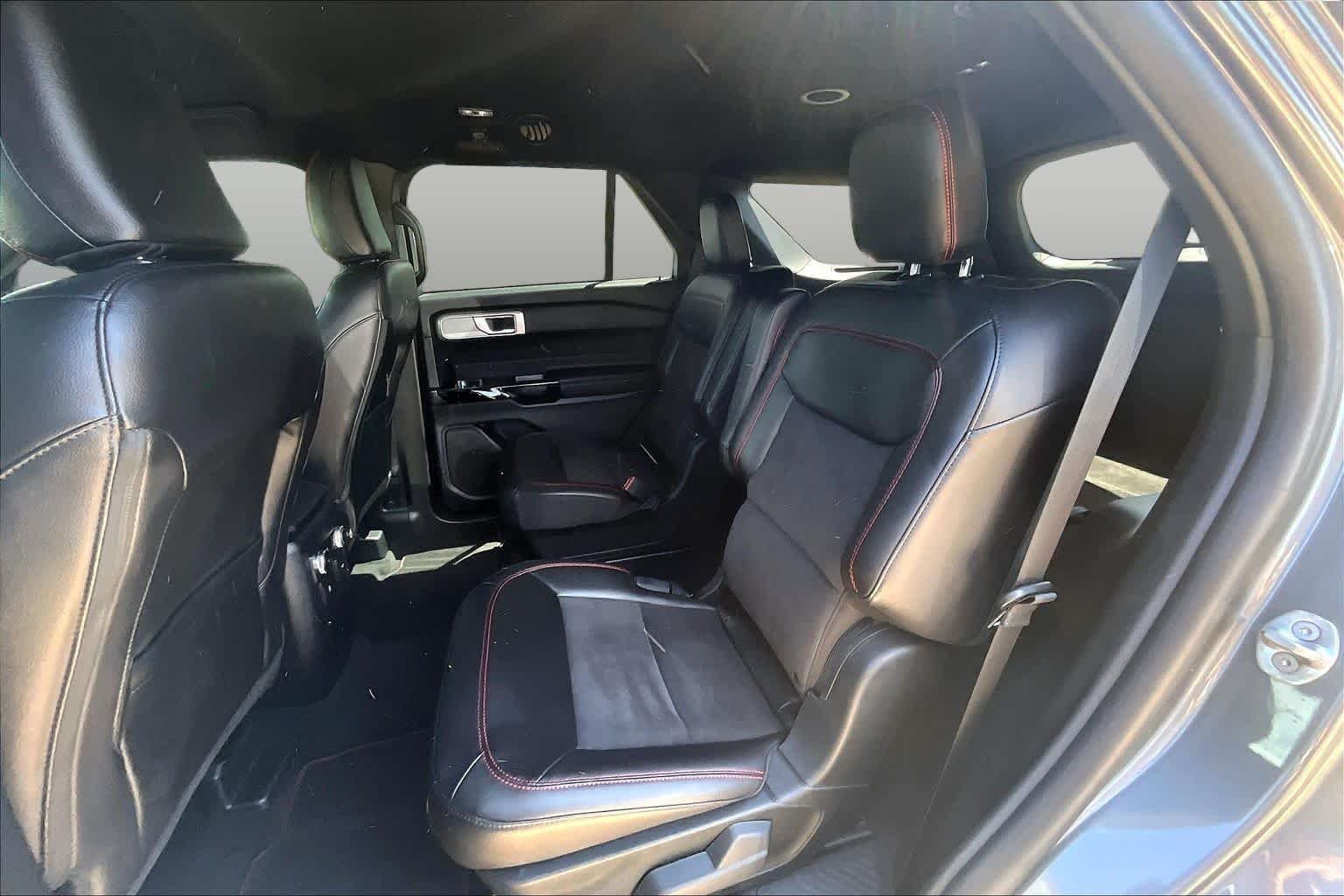 Used 2023 Carbonized Gray Metallic Ford ST-Line image 20