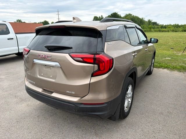 Used 2018 Coppertino Metallic GMC SLE image 11