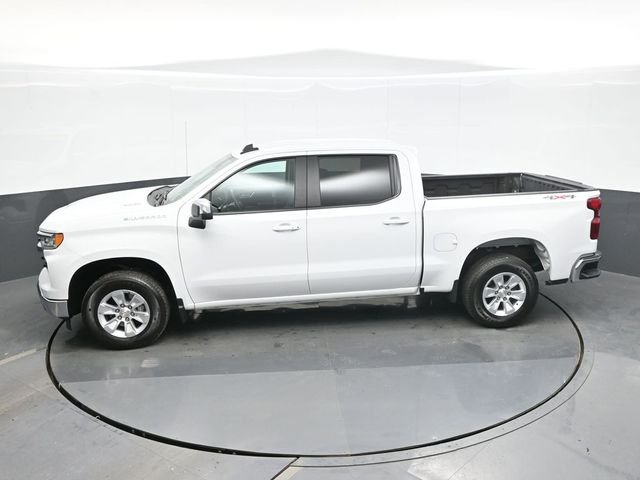 Used 2023 White Chevrolet LT image 12