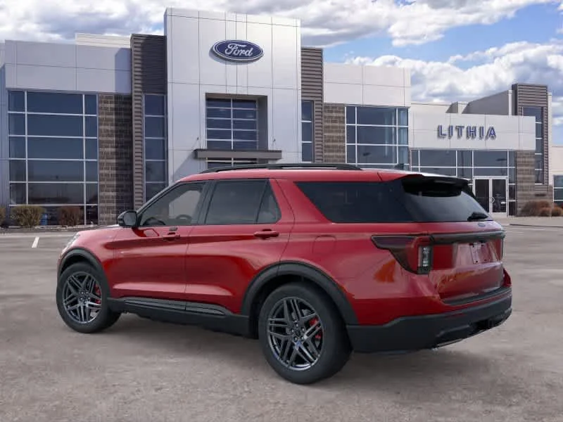 New 2026 Rapid Red Metallic Tinted Clearcoat Ford ST-Line image 4