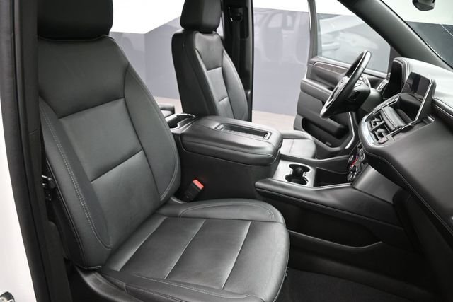 Used 2022 Beige Chevrolet Z71 image 27