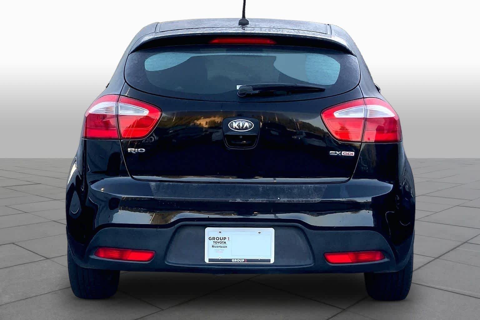 Used 2012 Aurora Black Pearl Kia EX image 4