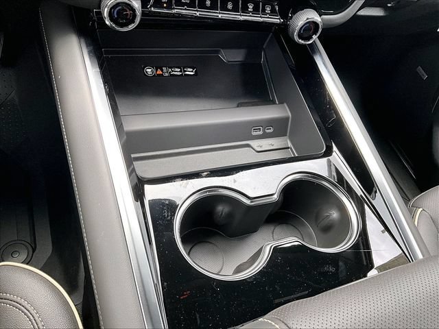 2026 Chevrolet Tahoe Premier - Photo 16