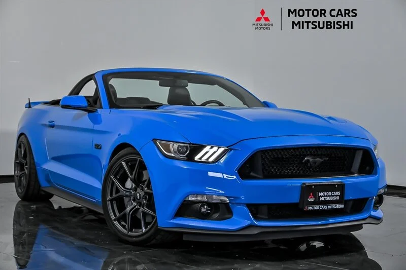 2017 Ford Mustang GT Convertible Premium's photo