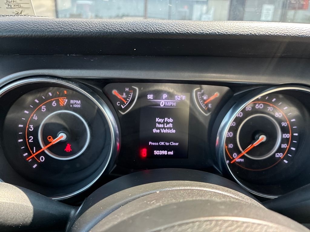 Used 2022 White Jeep Sport image 16