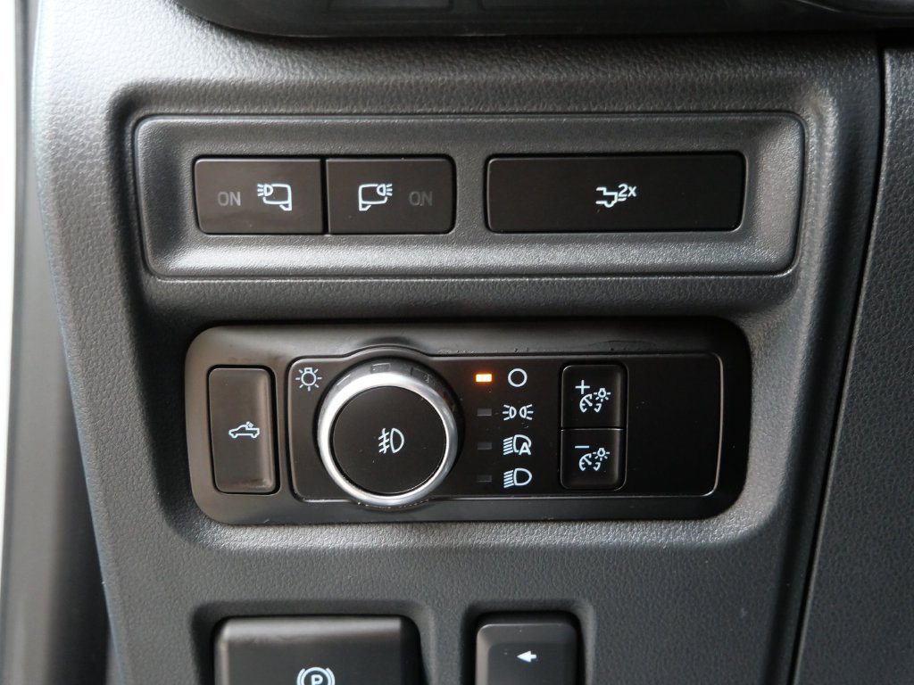 Certified Used 2023 White Ford XLT image 24