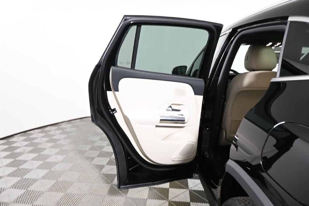 New 2026 Night Black Mercedes-Benz GLA 250 image 68