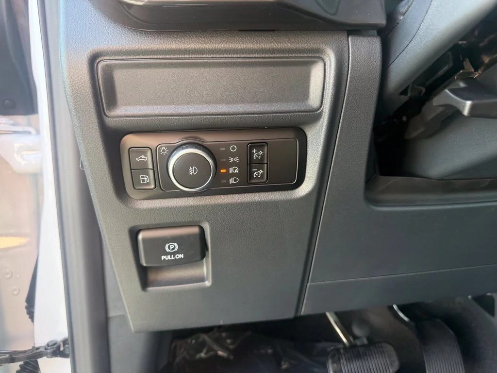 New 2026 Oxford White Ford STX® image 19
