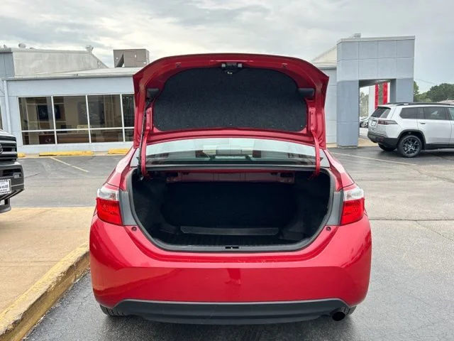 Used 2016 Barcelona Red Metallic Toyota LE image 10