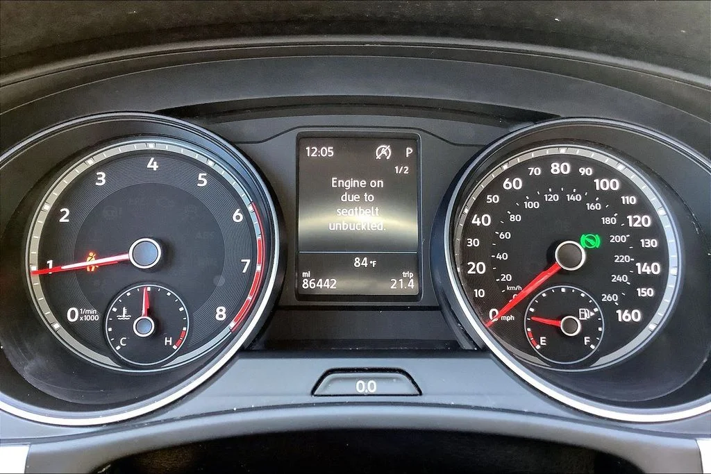 Used 2018 Gray Volkswagen S image 23