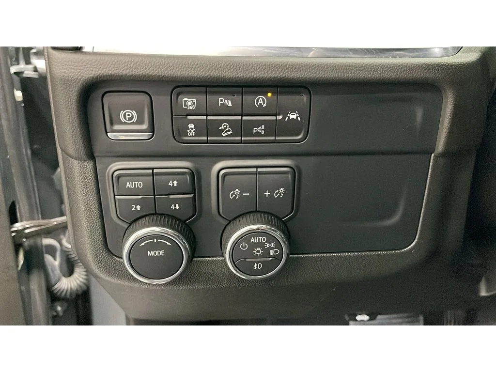 Used 2025 Sterling Gray Metallic Chevrolet Z71 image 16