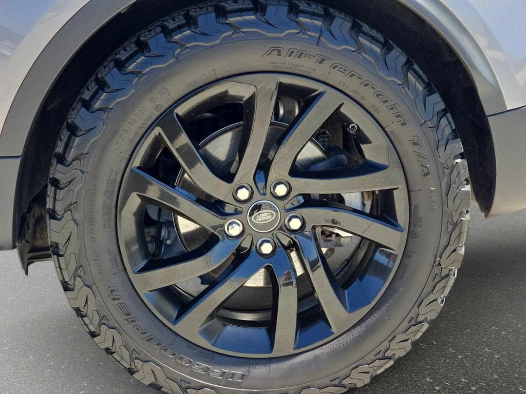 Used 2020 Gray Land Rover HSE image 39