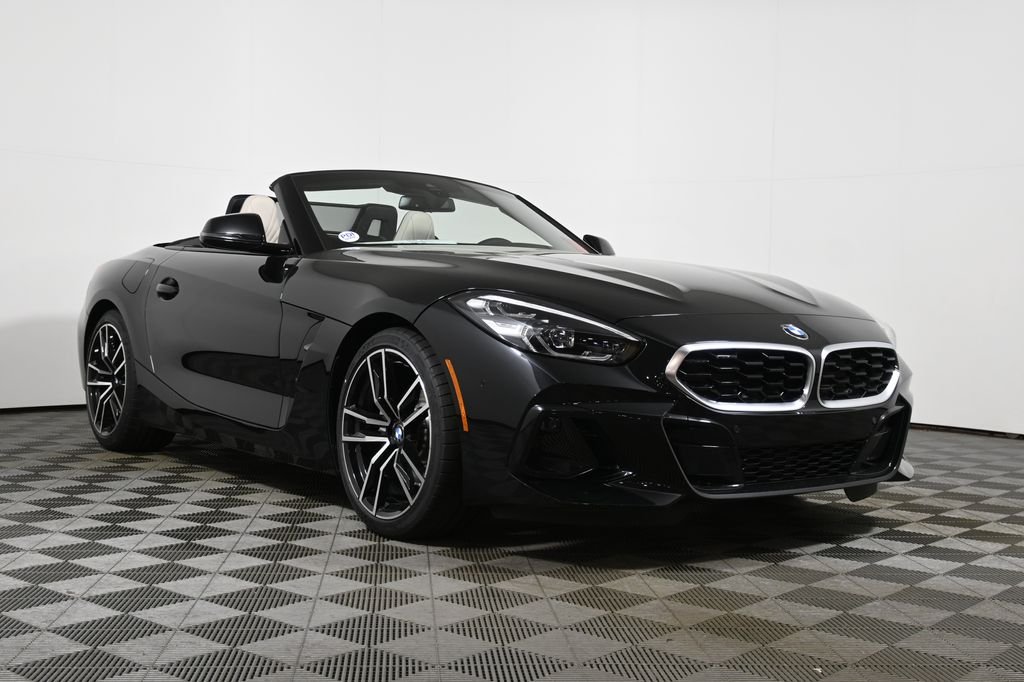 New 2026 Black Sapphire Metallic BMW sDrive30i image 17