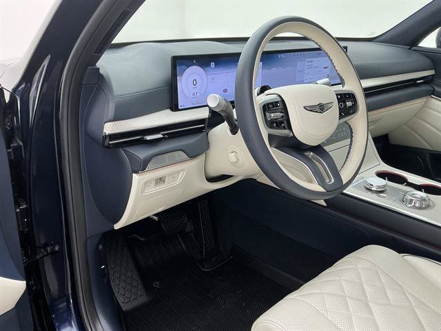 Used 2025 Capri Blue Genesis 3.5T Prestige image 16