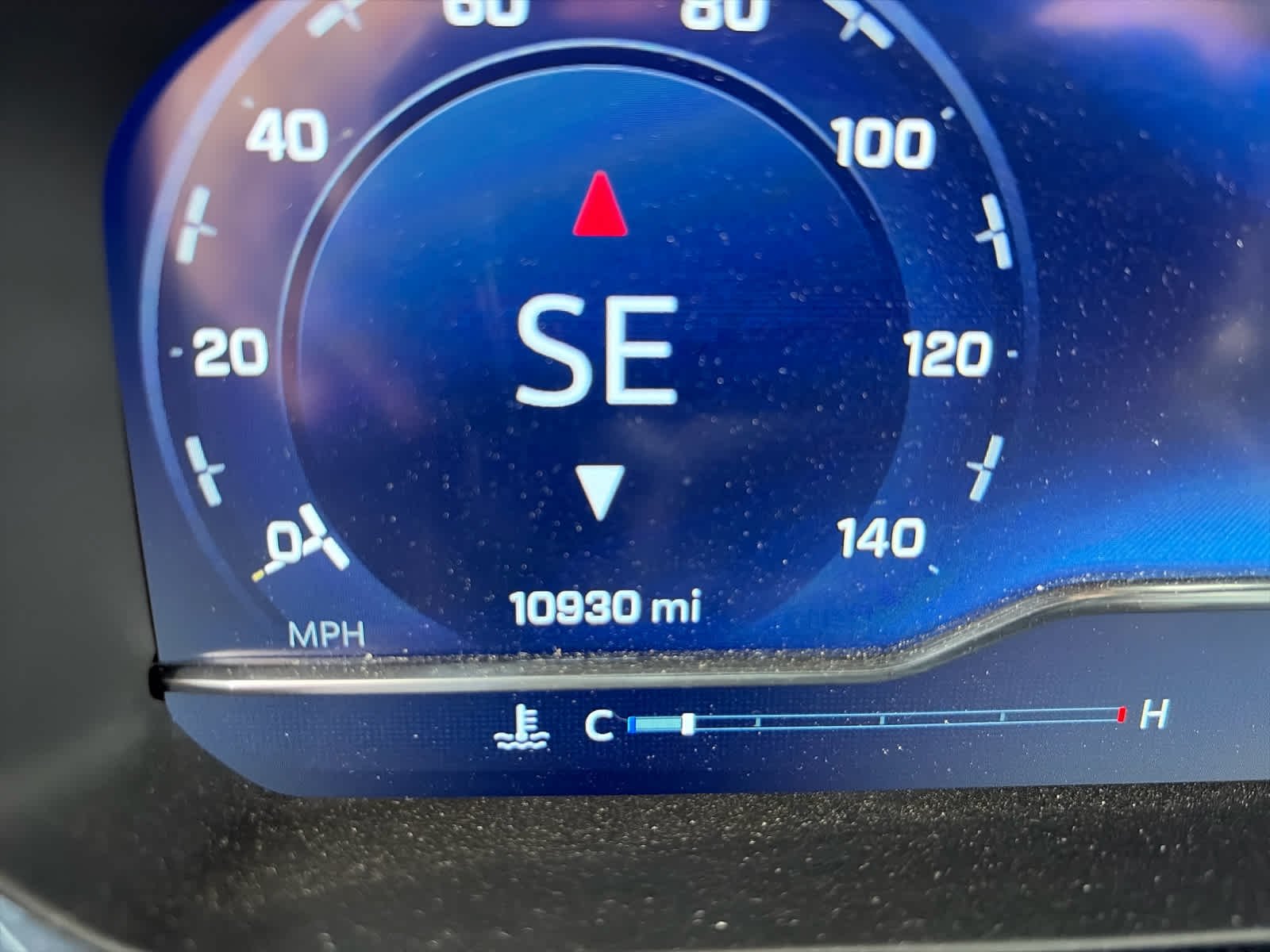 Used 2024 Lakeshore Blue Metallic Chevrolet LT image 7