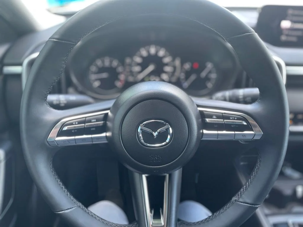 Used 2025 Pearl Mazda 2.5 S Select Package image 9