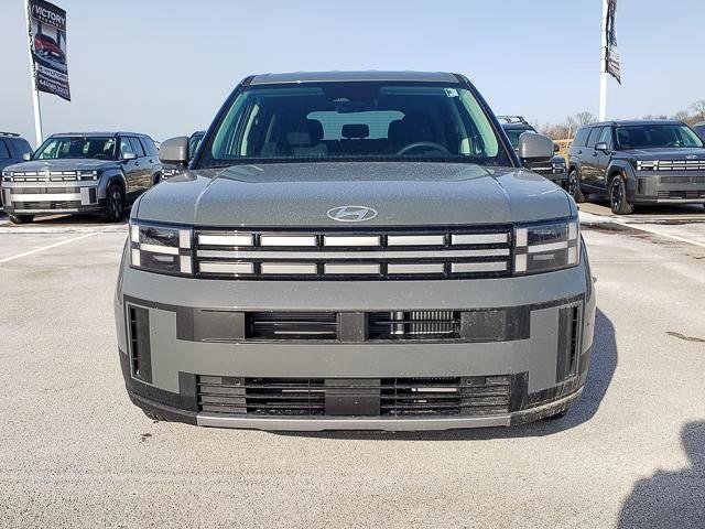 New 2026 Gray Hyundai SE image 2