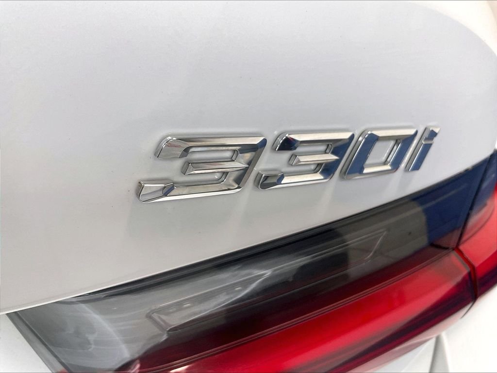 Used 2026 White BMW 330i xDrive image 29