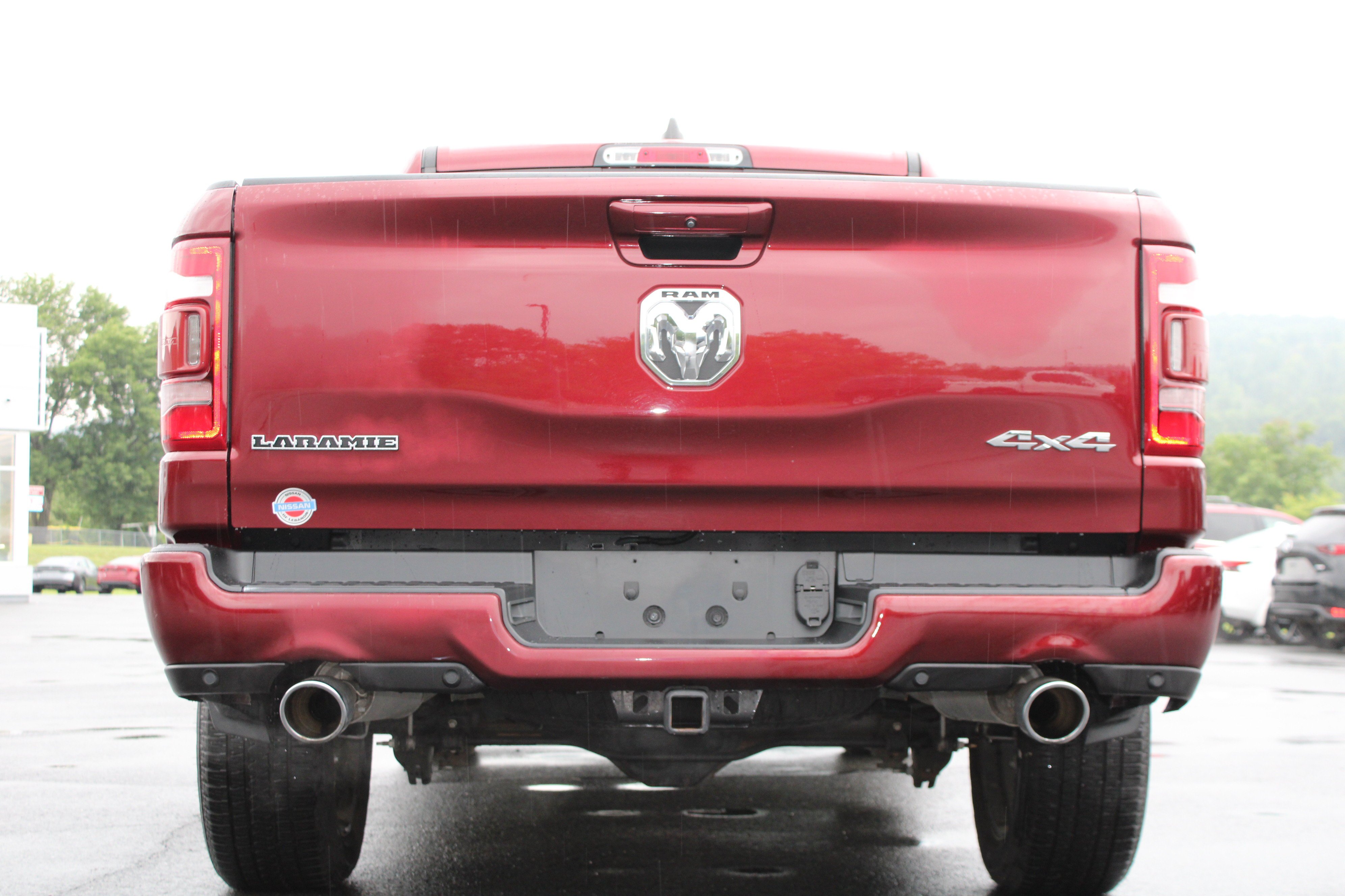 Used 2022 Delmonico Red Pearlcoat Ram Laramie image 10