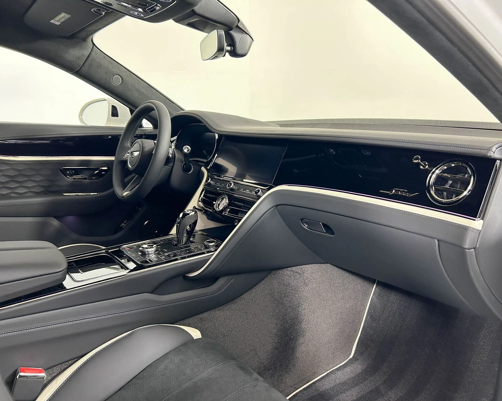 New 2026  Bentley Speed image 2