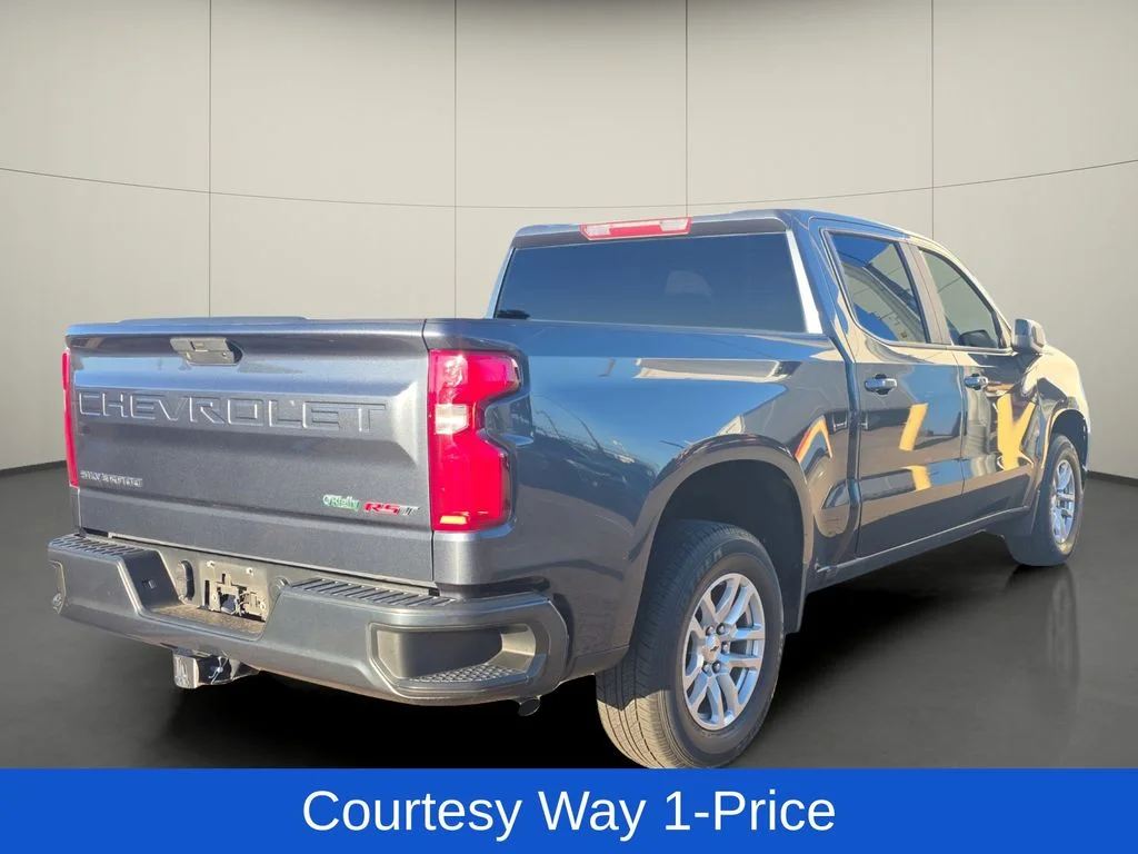 Used 2021 Gray Chevrolet RST image 8