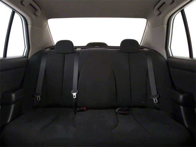 Used 2010 Brilliant Silver Metallic Nissan 1.6 image 18