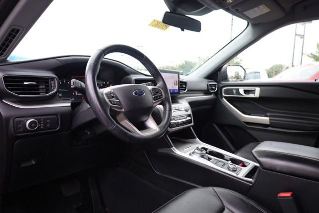 Used 2022 Gray Ford XLT image 20