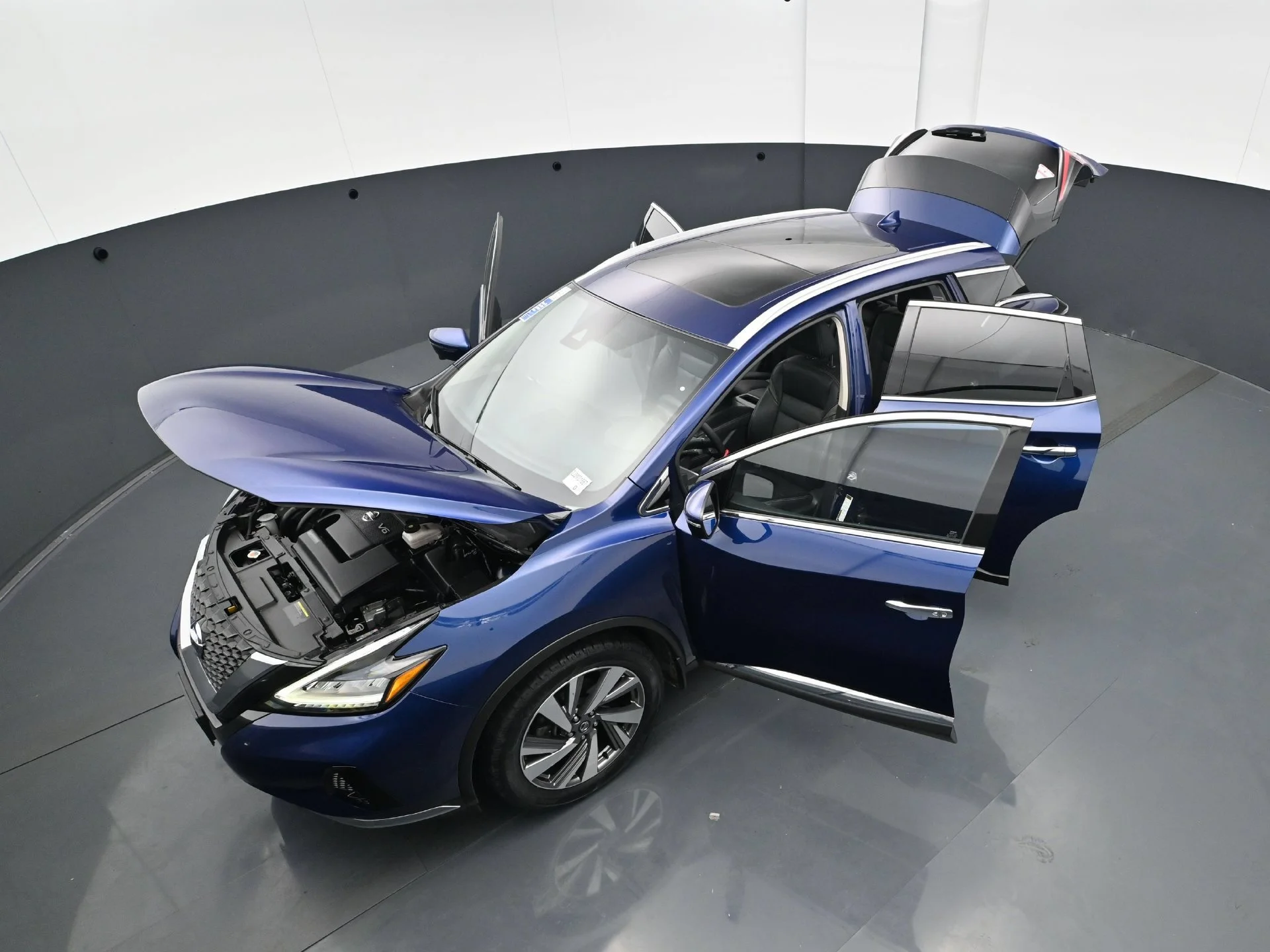 Used 2020 Deep Blue Pearl Nissan SL image 41