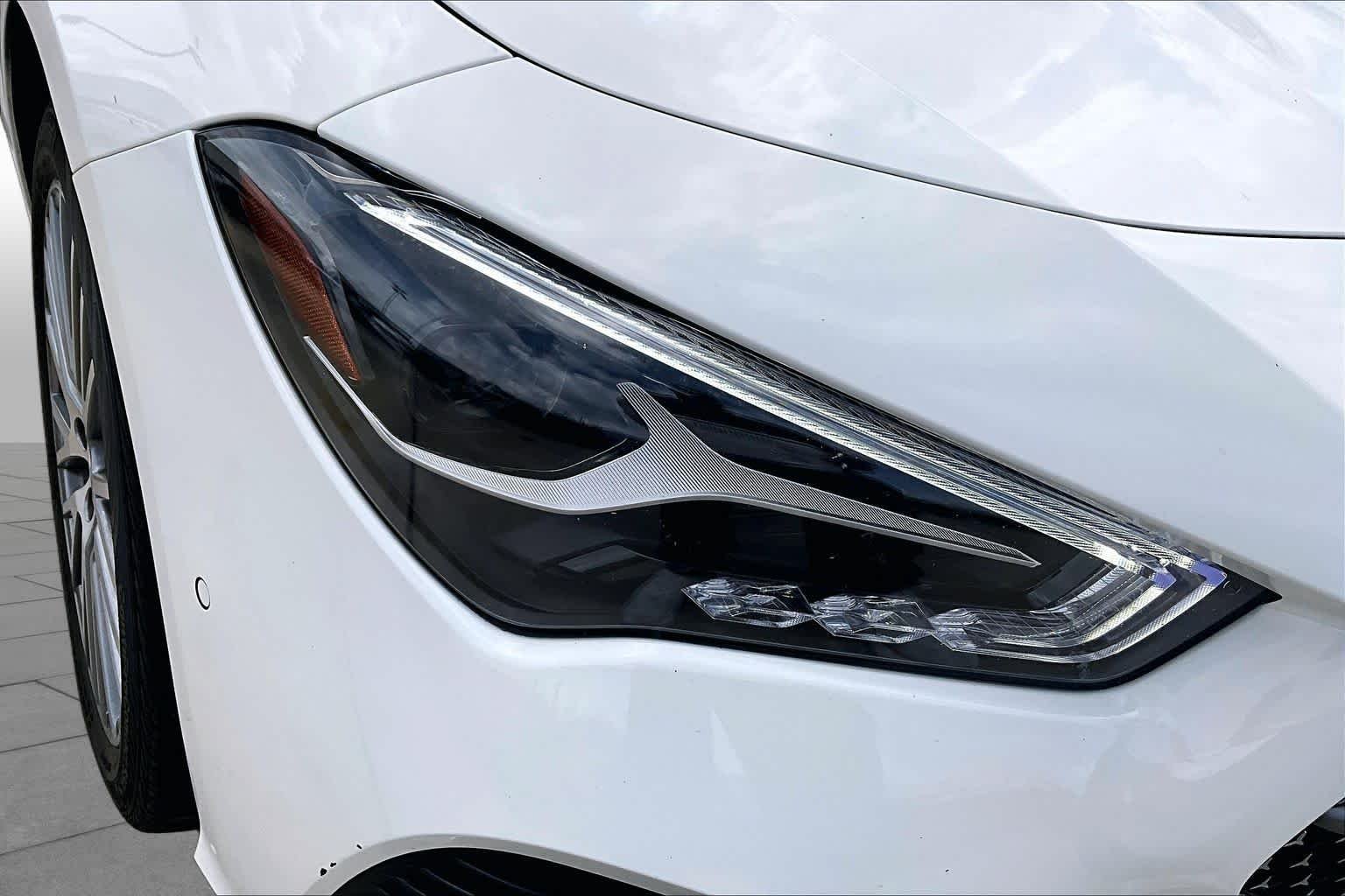 Used 2025 Polar White Mercedes-Benz CLA 250 image 28