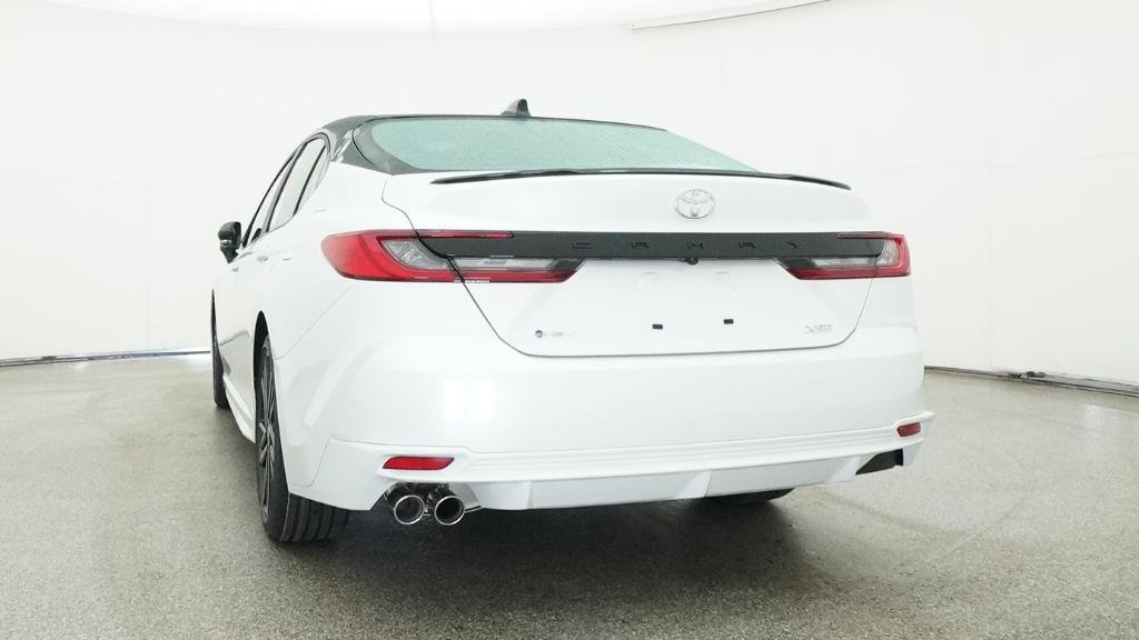 New 2026 Wind Chill Pearl with Midnight Black Metallic roof Toyota XSE image 6