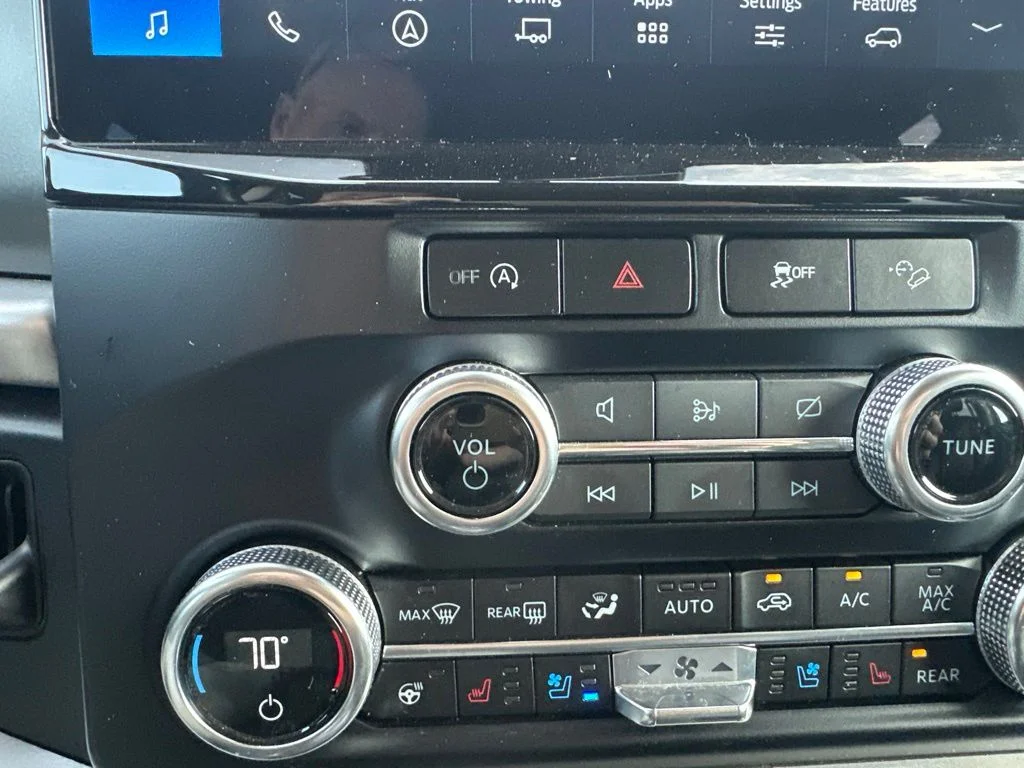 Used 2024 Black Ford XLT image 20