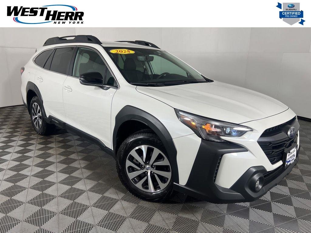 2025 Subaru Outback Premium's photo