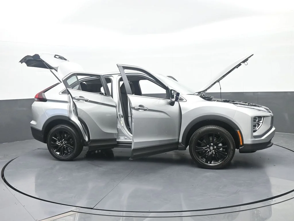 New 2026 Silver Mitsubishi LE 1.5T S-AWC image 68