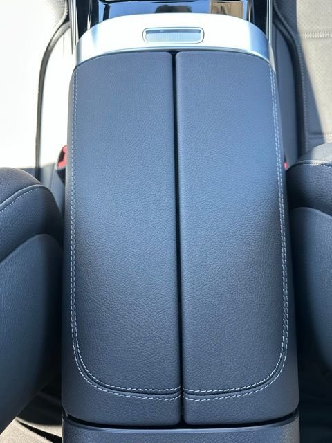 Used 2026 Gray Mercedes-Benz GLC 300 image 32