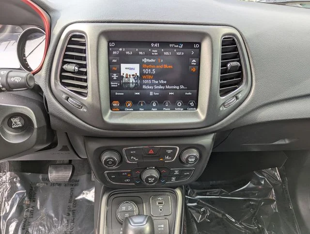 Used 2021 Green Jeep Trailhawk image 22
