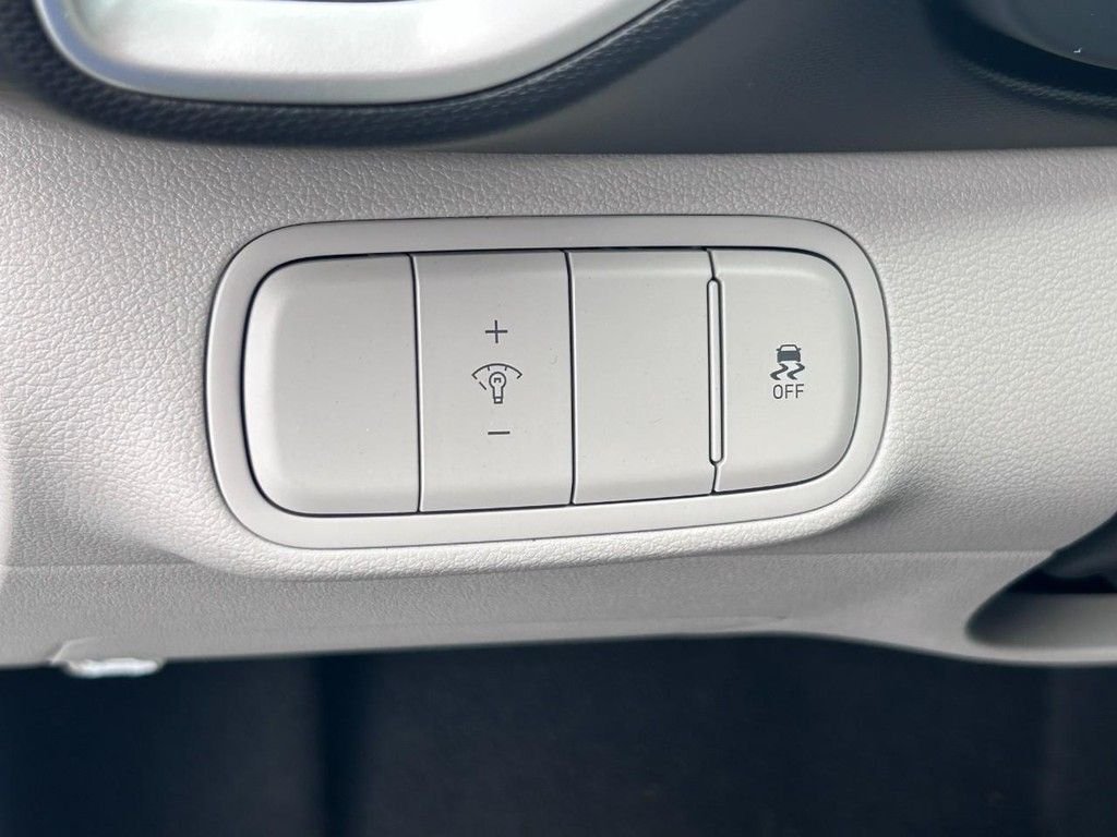 2026 Hyundai Venue SEL - Photo 12
