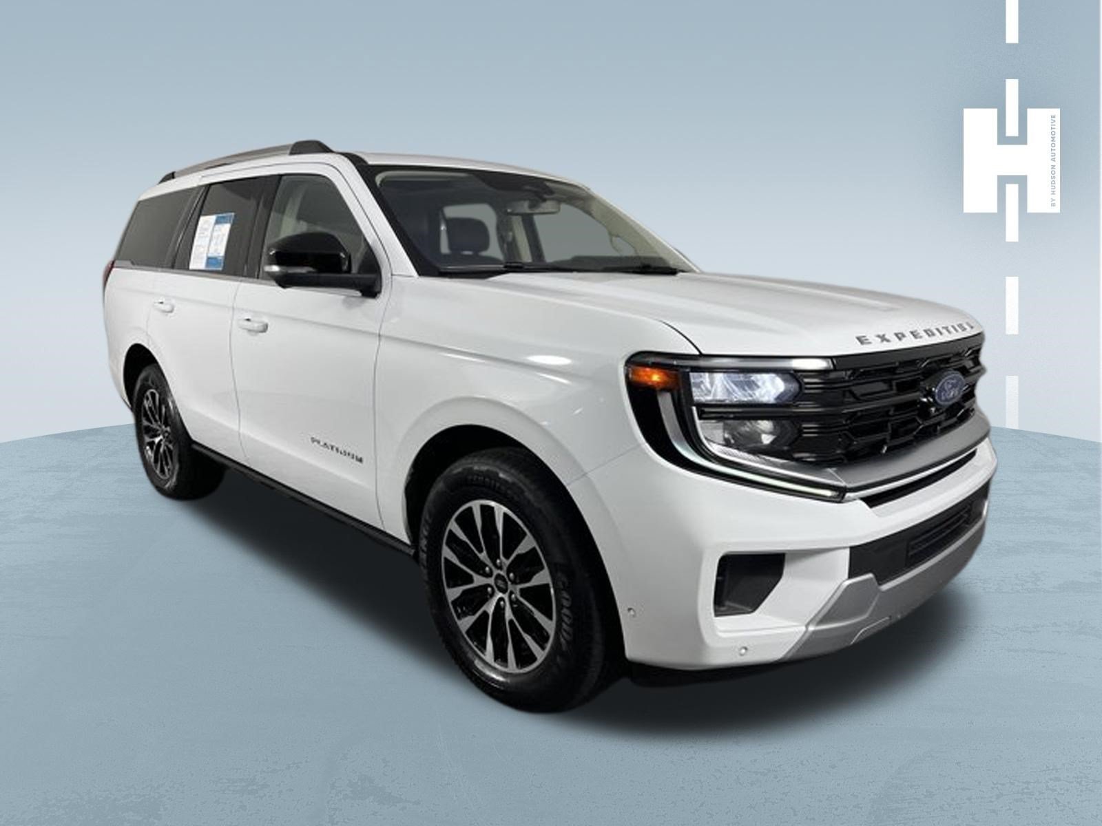 Certified Used 2025 Oxford White Ford Platinum image 1