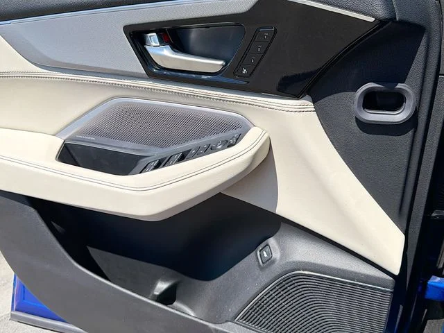 Used 2025  Acura A-Spec Advance Package image 17