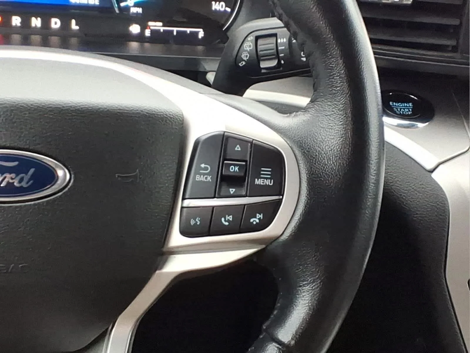 Used 2022 Jewel Red Ford XLT image 23