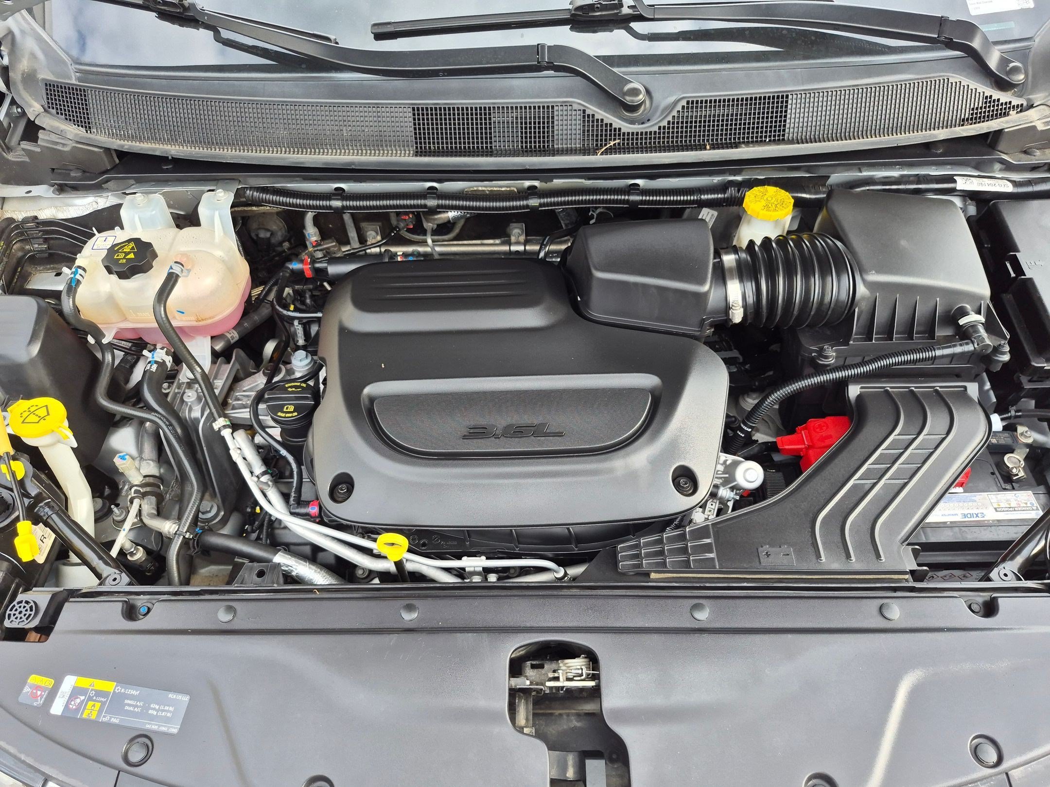 2024 Chrysler Pacifica Limited - Photo 36