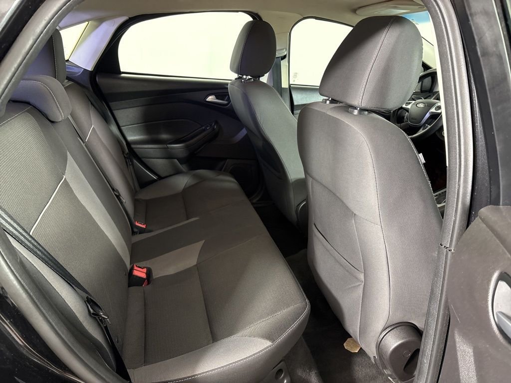 Used 2014 Black Ford SE image 16