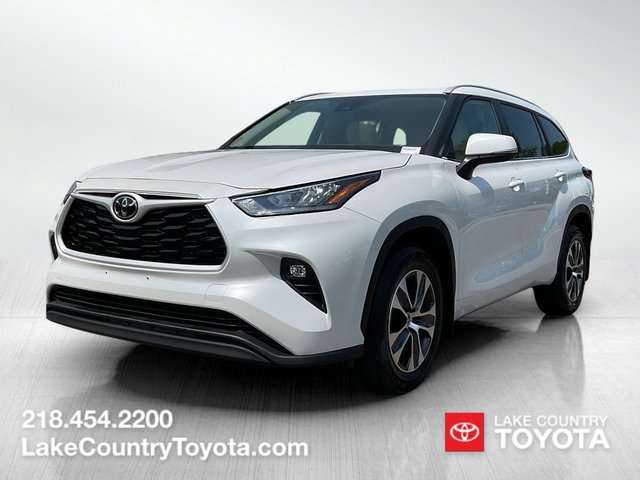 2024 Toyota Highlander XLE