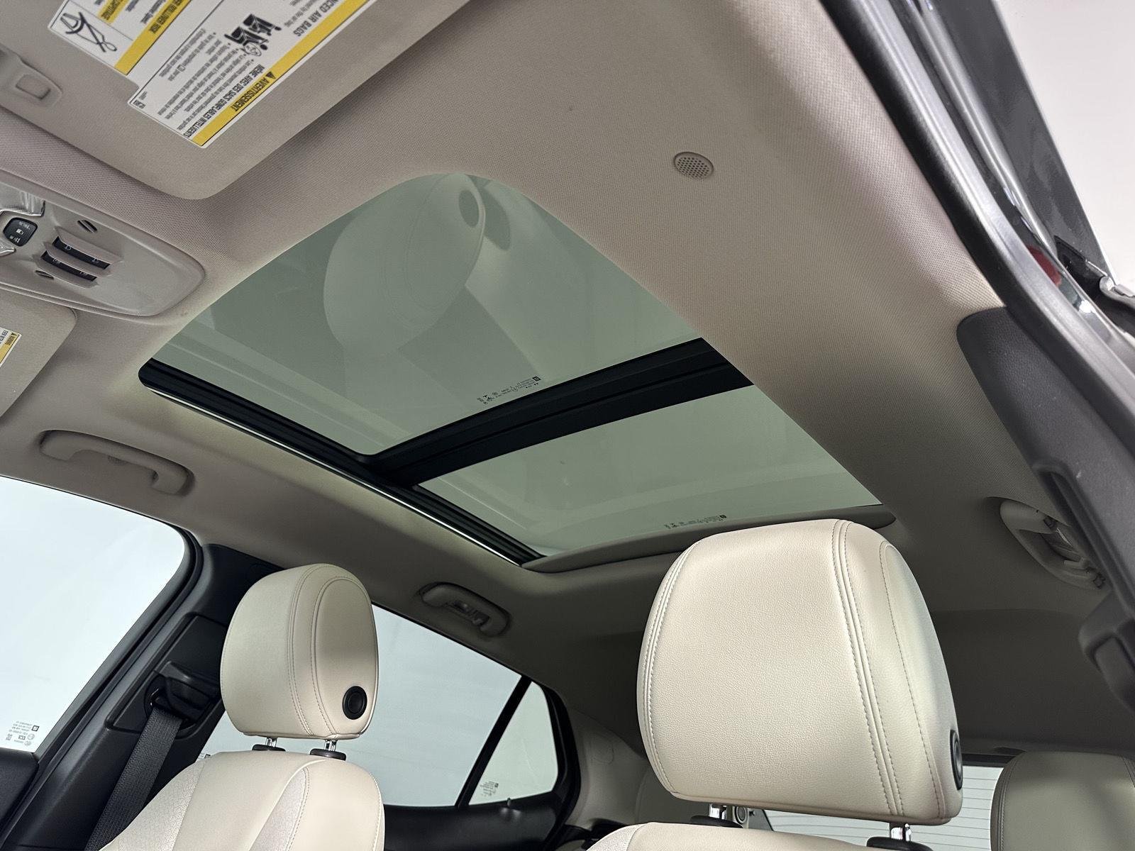 Used 2020 Ebony Twilight Metallic Buick Select image 26